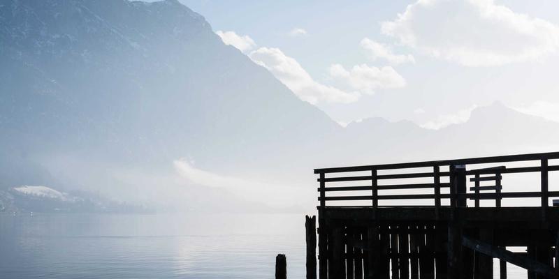 天河CBD高管形象照:如何在摩天楼宇间,用专业与自然摄影塑造权威与亲和力