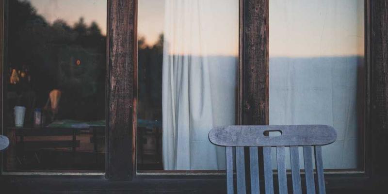 天河复古胶片摄影:用光影胶卷,复刻人像与街景的经典质感